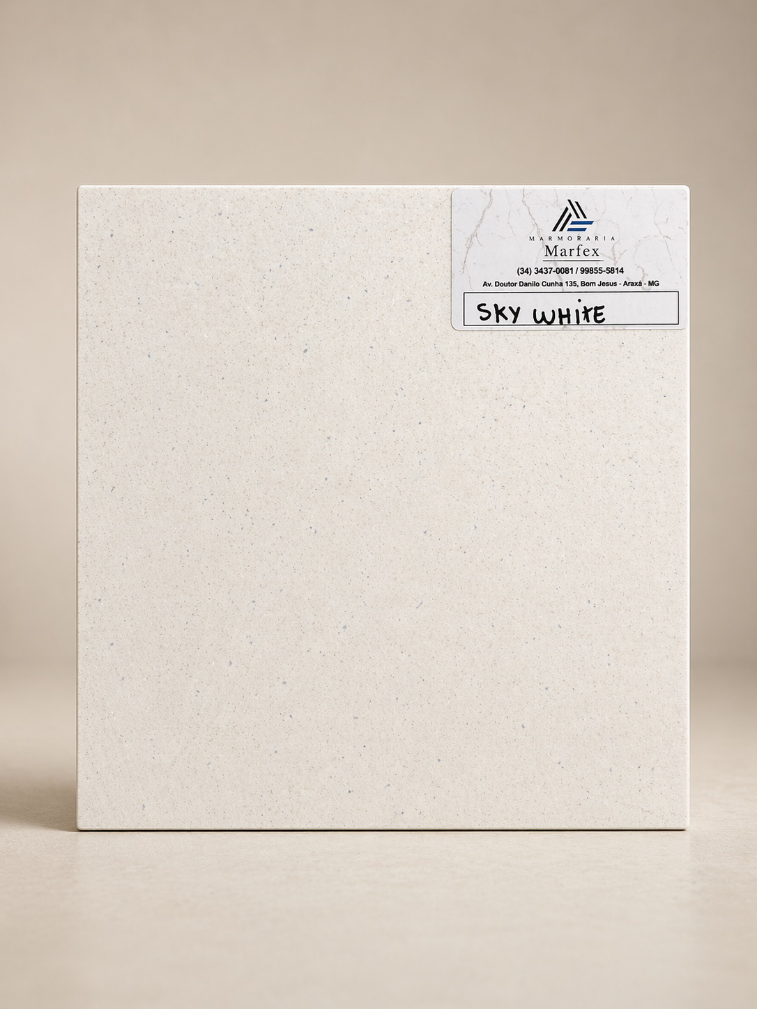 Pedra Quartzo Sky White